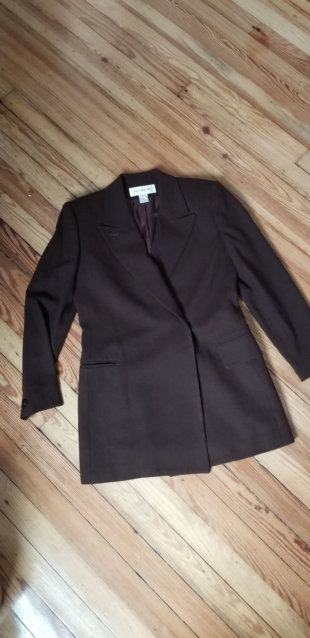 Jones NY asymmetric button brown blazer