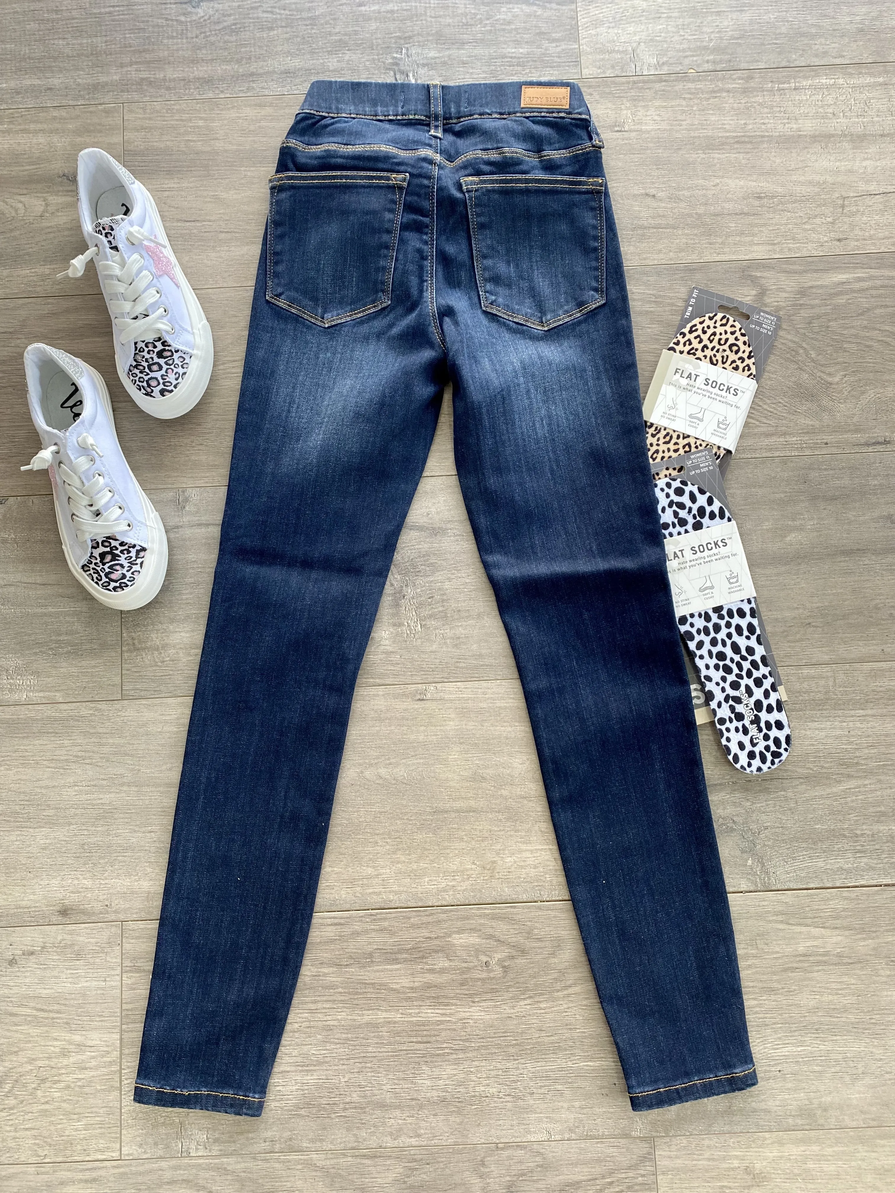 Mid Rise Dark Wash Skinny Jeggings