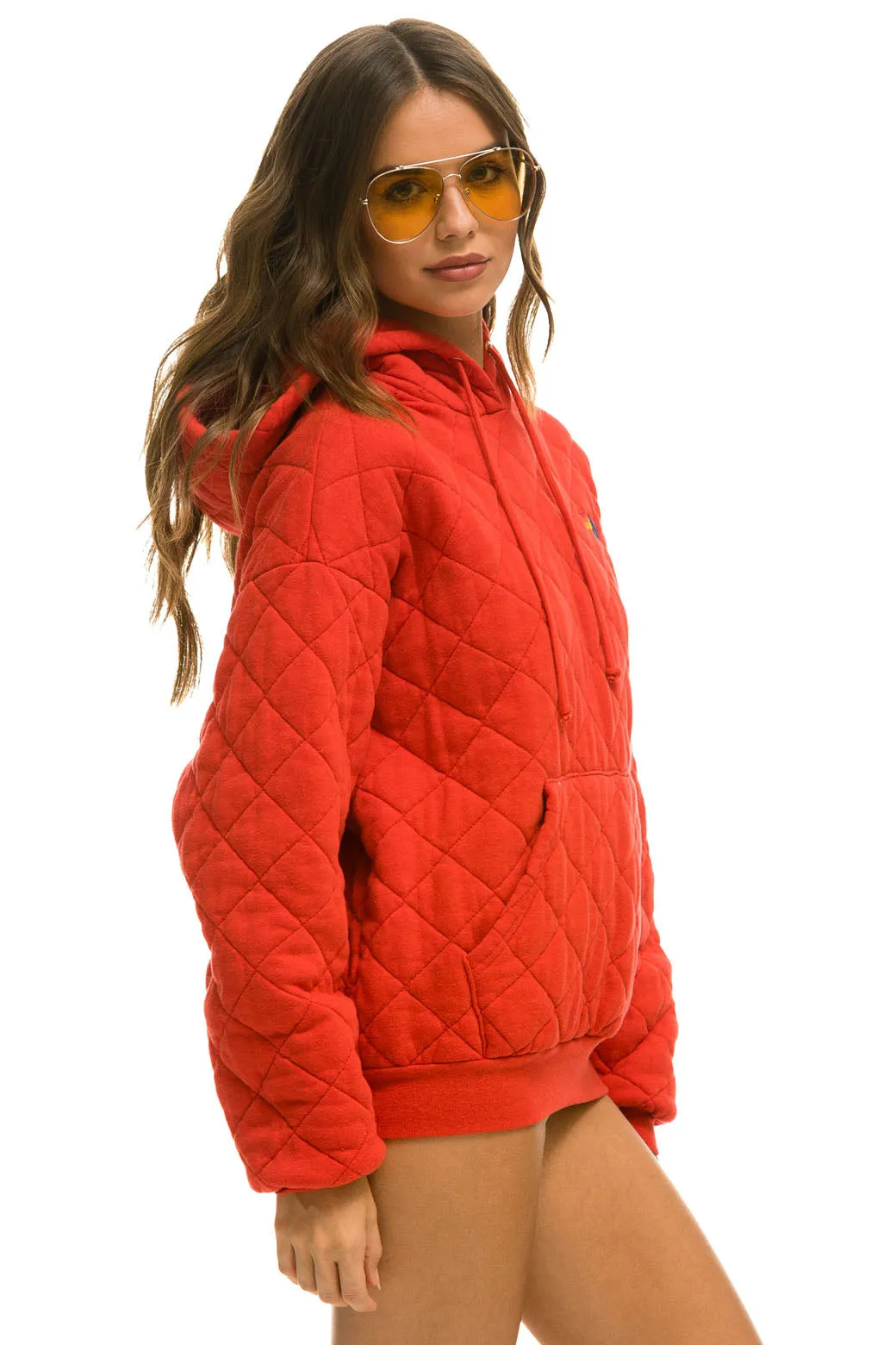 QUILTED RELAXED PULLOVER HOODIE - RED