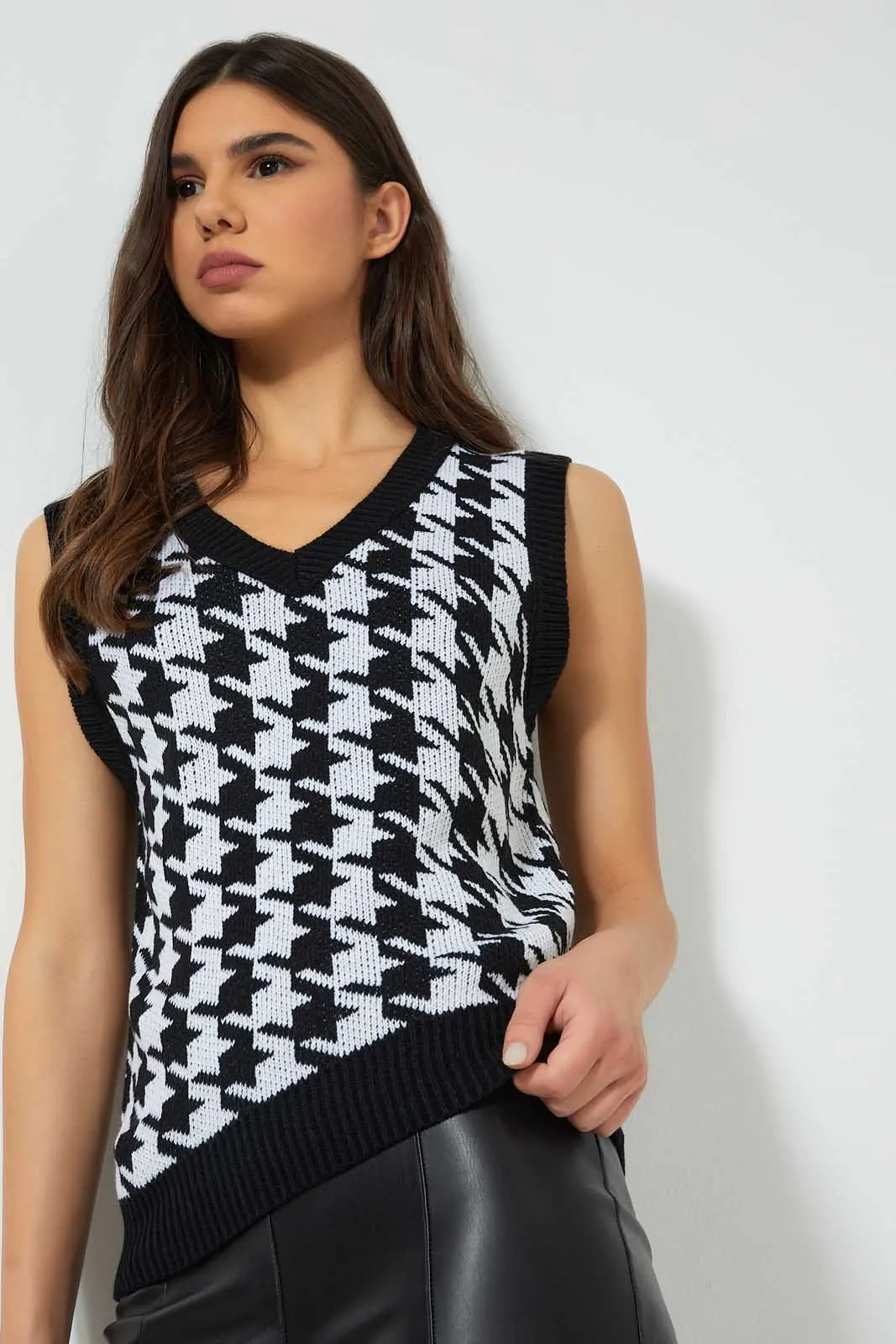 White And Black Houndstooth Vest